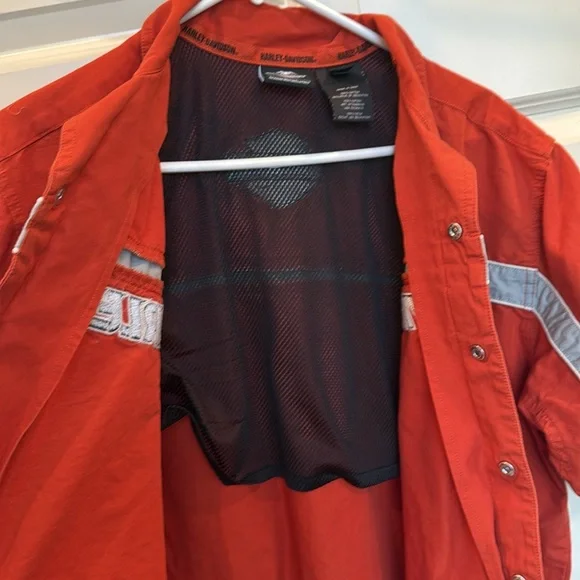 Harley Davidson Motor Cycle Snap Front Shirt Large
Great condition. - Picture 10 of 12